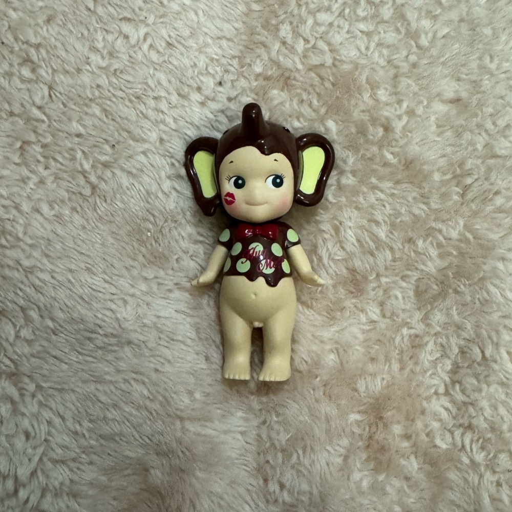 2020 Valentines Series Elephant Sonny Angel
